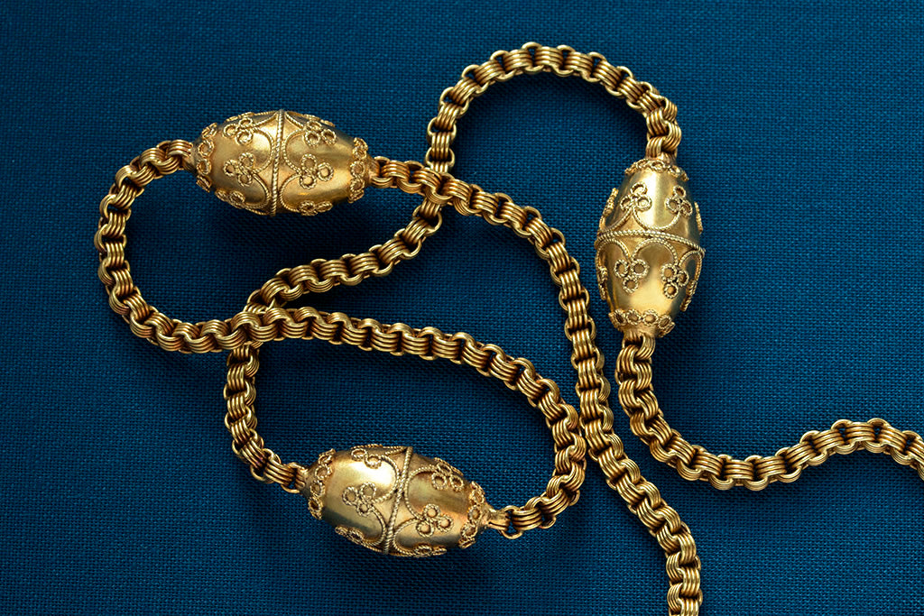 LAELIUS Antiques – Victorian 18k Long Chain Necklace