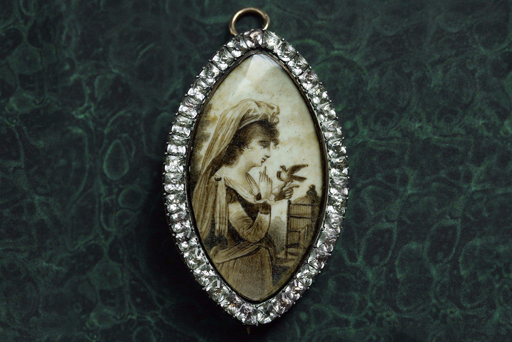 LAELIUS Antiques – Antique French Pearl Flower Locket